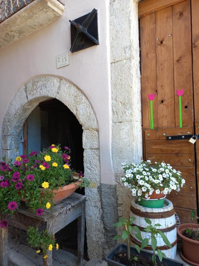L'Armonica Di Nonnosandro Corfinio Exterior photo
